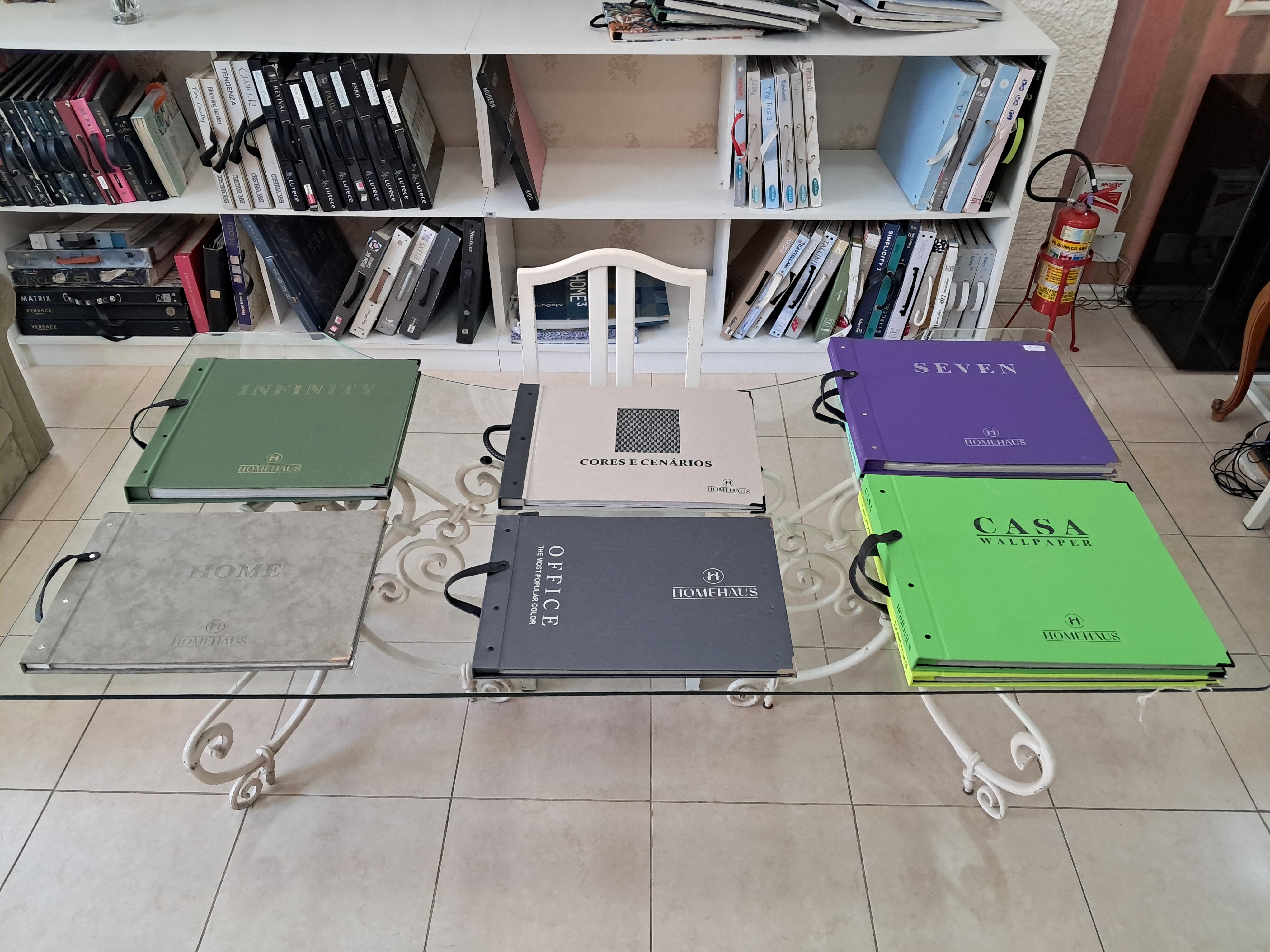 Coleções de papéis de parede importados — HomeHaus