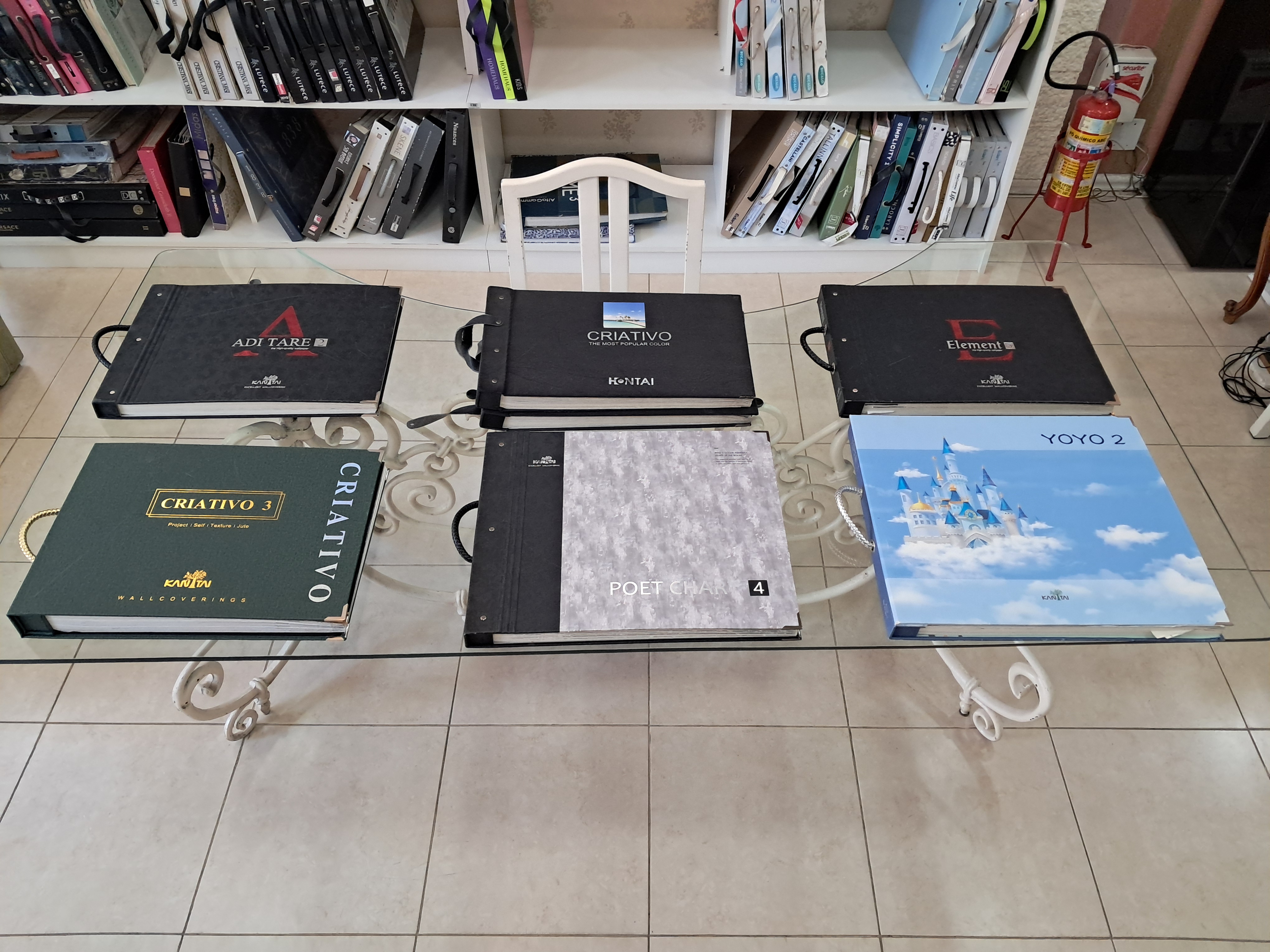 Coleções de papéis de parede importados — Kanjitai